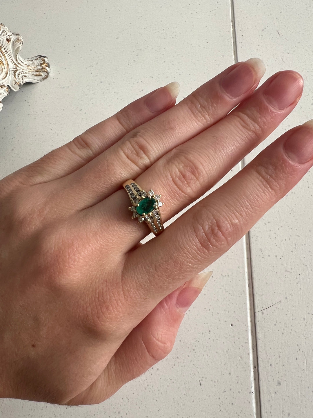 Vintage 14K Gold Emerald & Diamond Cluster Ring - Size 6.5