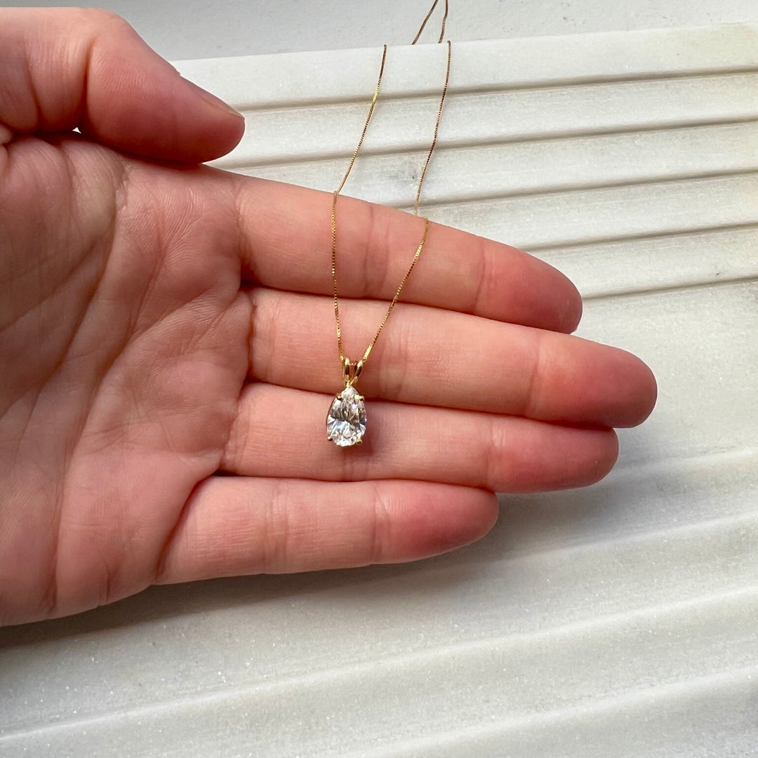 14K Solid Gold Pear Cubic Zirconia Pendant Necklace – Dainty, Minimal, Everyday