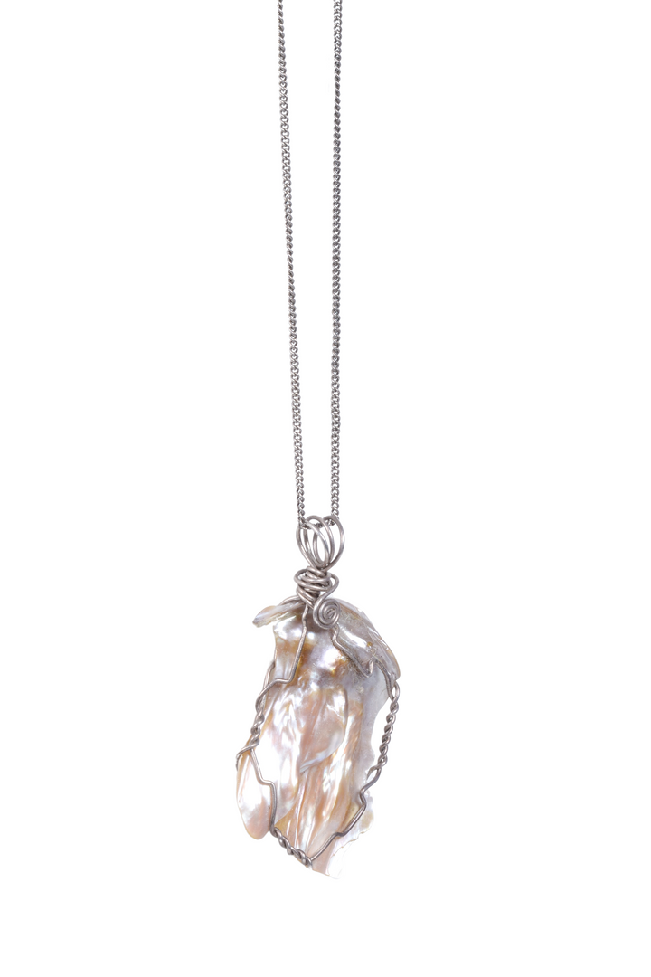 Natural Pearl Pendant necklace